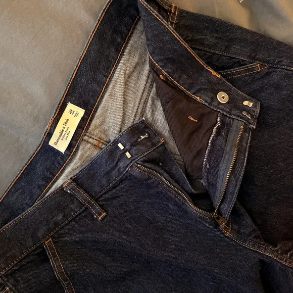 Abercrombie & Fitch Dark Blue Trouser Jeans - Picture 3 of 6